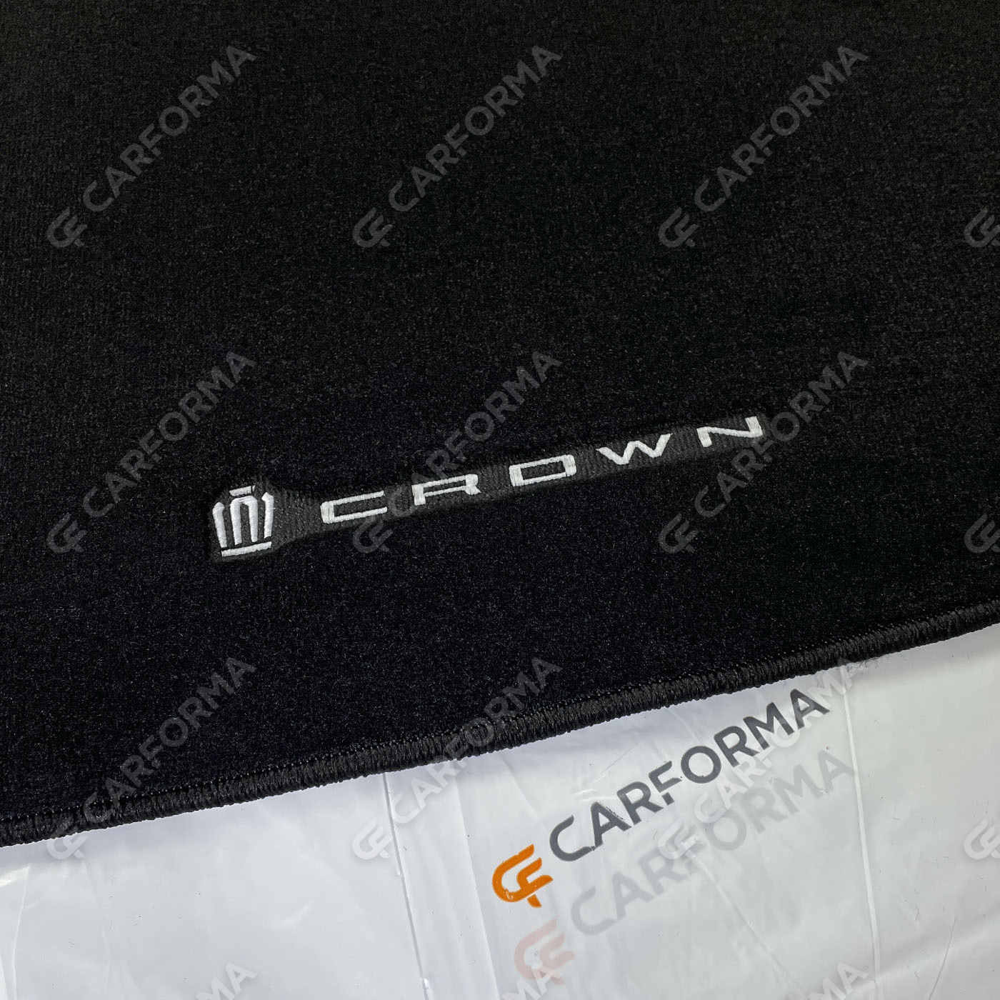 Коврики на Toyota Crown (S200) 2008&nbsp;-&nbsp;2012 в Челябинске