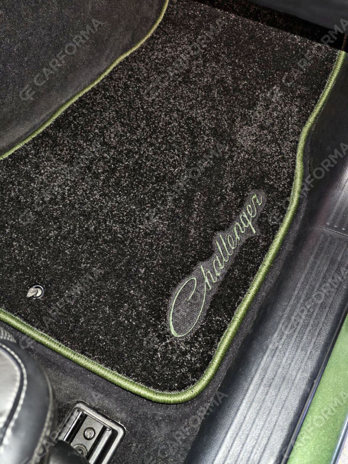 Коврики на Dodge Challenger III 2008&nbsp;-&nbsp;2023 в Челябинске