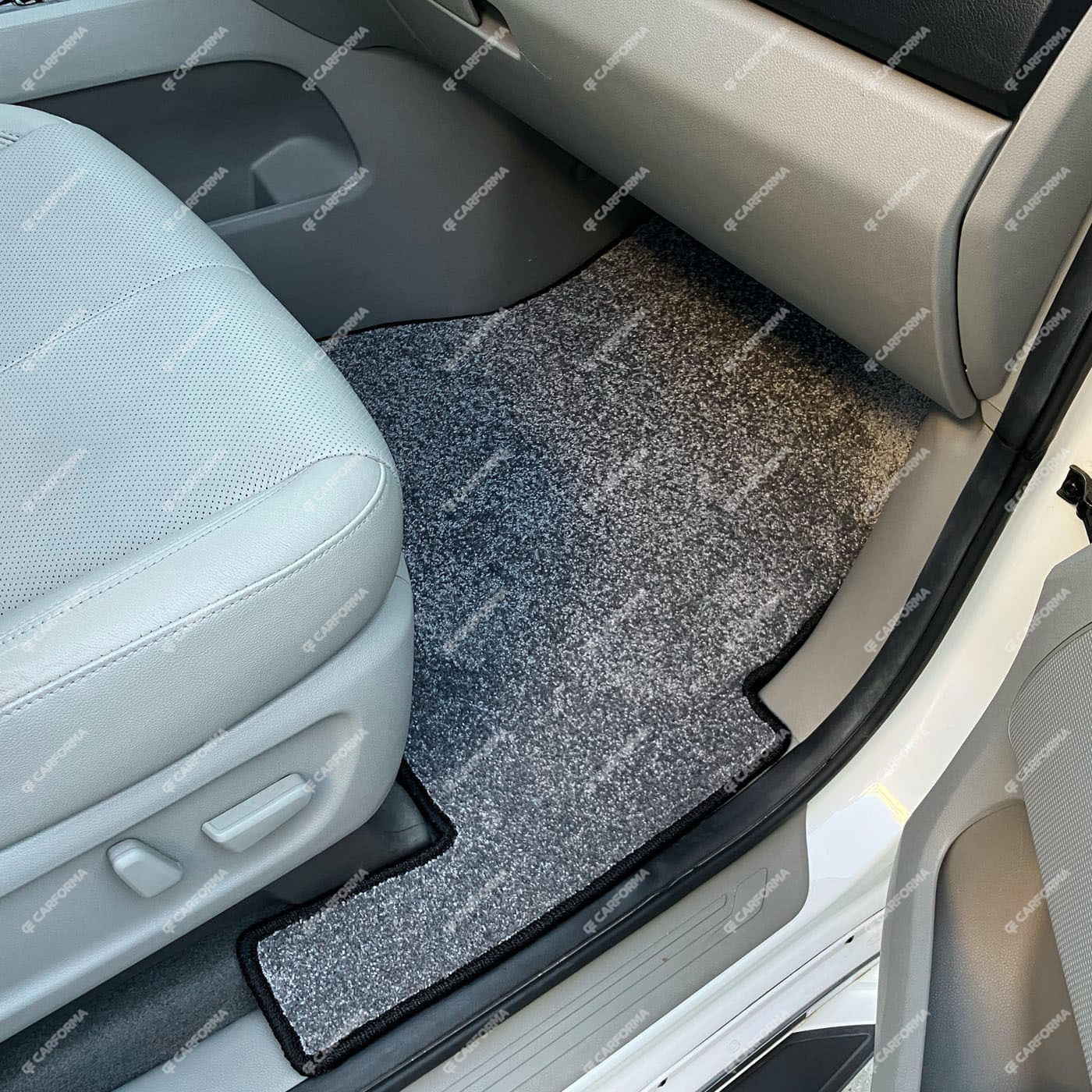 Ворсовые коврики на KIA Carnival III 7 мест 2014&nbsp;-&nbsp;2021 в Челябинске