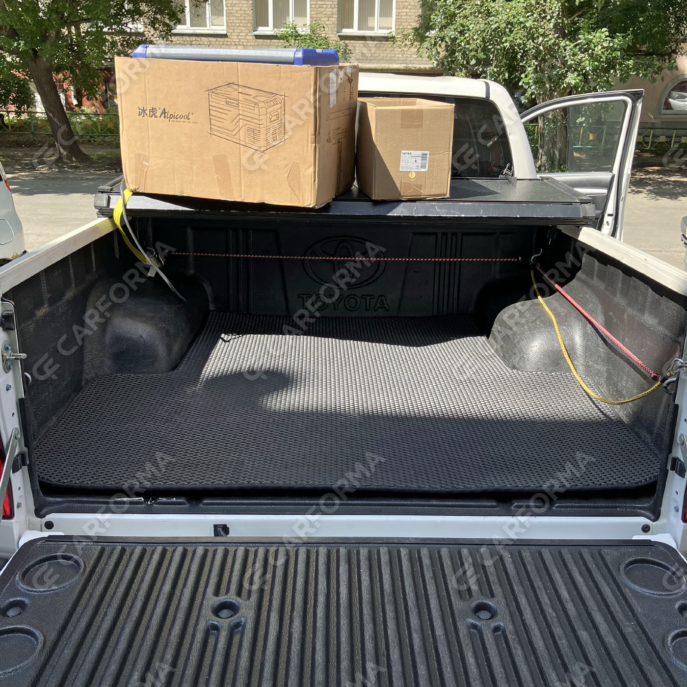 Ворсовые коврики на Toyota Hilux VII 2008&nbsp;-&nbsp;2015 в Челябинске