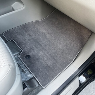 Ворсовые коврики на KIA Carnival III 7 мест 2014&nbsp;-&nbsp;2021 в Челябинске