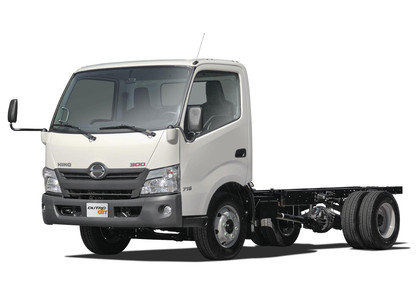Коврики на Hino 300 I широкая кабина 1999 - 2011 в Челябинске