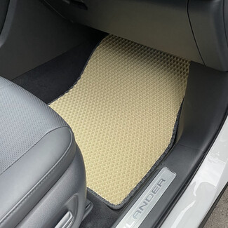 Ворсовые коврики на Toyota Crown Kluger 2021 - 2025 в Челябинске Ворсовые коврики на Toyota Crown Kluger 2021 - 2025 в Челябинске