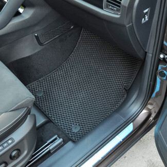 Ворсовые коврики на Volkswagen Tiguan Allspace 2016 - 2025 в Челябинске