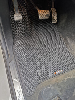Ворсовые коврики на Jeep Grand Cherokee (WK2) 2010 - 2022 в Челябинске