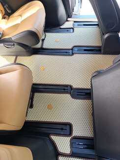 Ворсовые коврики на KIA Carnival IV корейская сборка 2020 - 2025 в Челябинске
