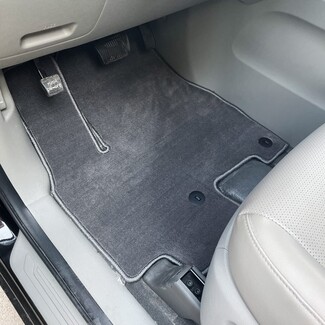 Ворсовые коврики на KIA Carnival III 7 мест 2014&nbsp;-&nbsp;2021 в Челябинске