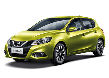 Ворсовые коврики на Nissan Tiida (C13) 2015 - 2025 в Челябинске