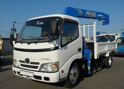 Коврики на Hino 300 I узкая кабина 1999 - 2015 в Челябинске